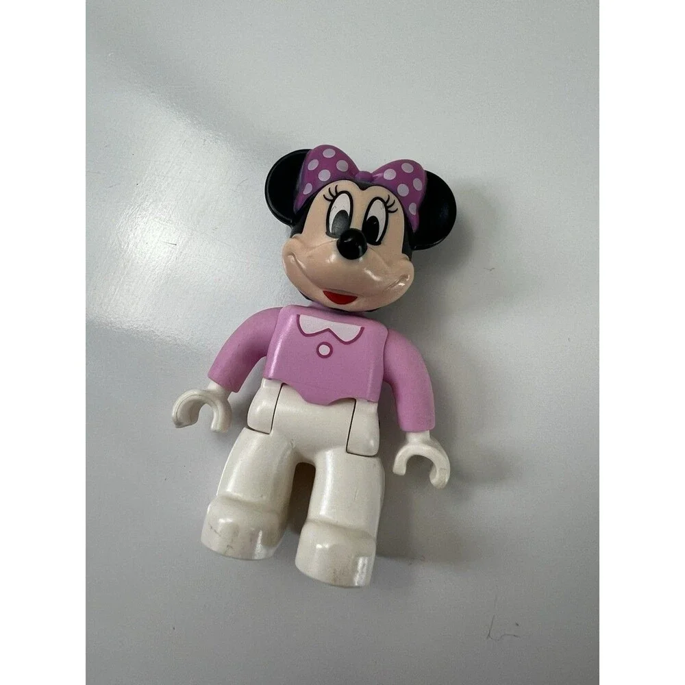 LEGO Duplo Disney Minnie Mouse Figure Minnie's Bowtique Pink Bow Shirt